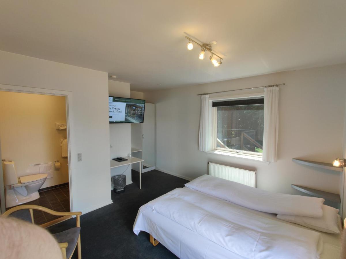Sdr. Omme Kro & Hotel Экстерьер фото