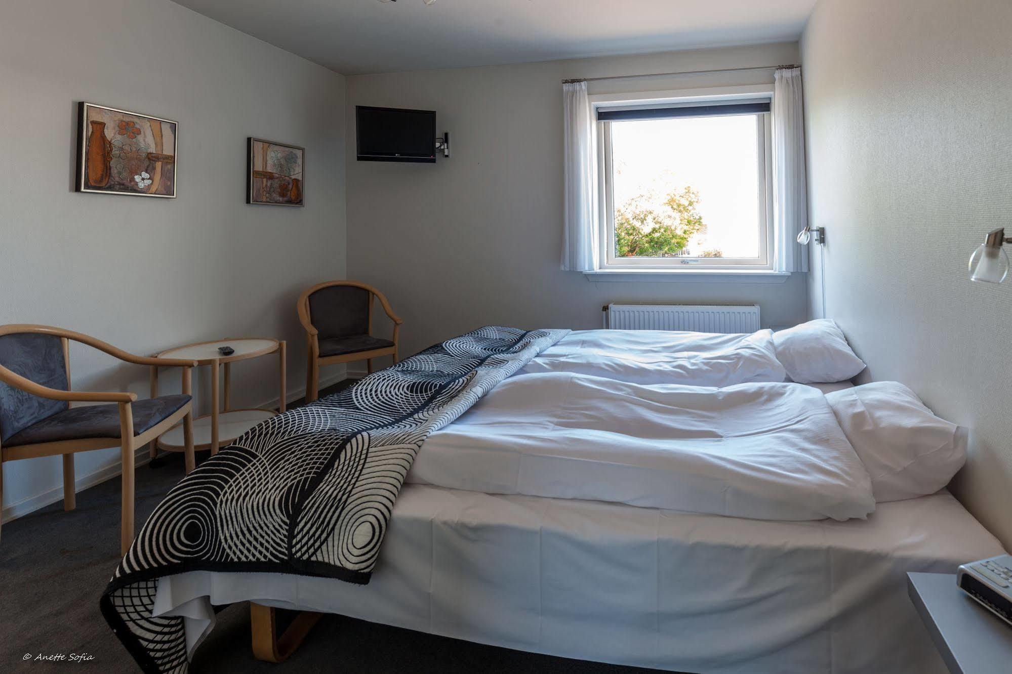 Sdr. Omme Kro & Hotel Экстерьер фото